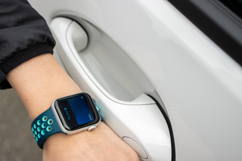 KaaS: Fahrzeug öffnen mit der Apple Watch