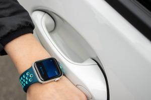 KaaS: Fahrzeug öffnen mit der Apple Watch